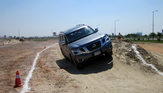 Nissan Patrol: Showcase & Offroad driving experience