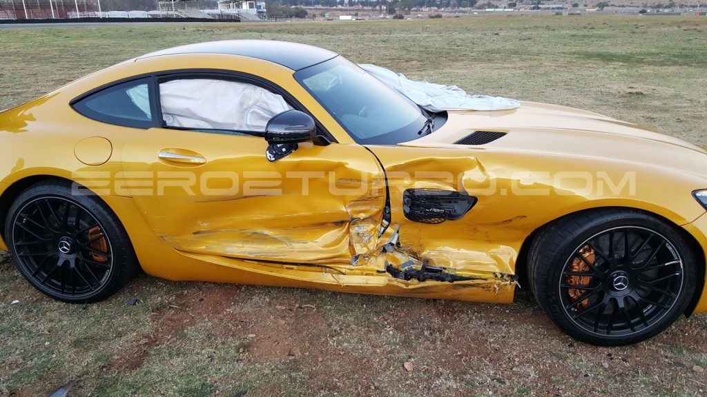 mercedes-amg-gt-s-c63-s-crash-south-africa-zwartkops-2015-zero2turbo (8)