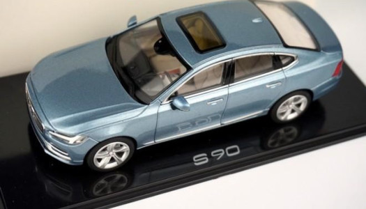 Photo gallery: Volvo S90 scale model