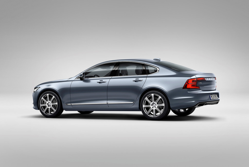 Rear Quarter Volvo S90 Mussel Blue