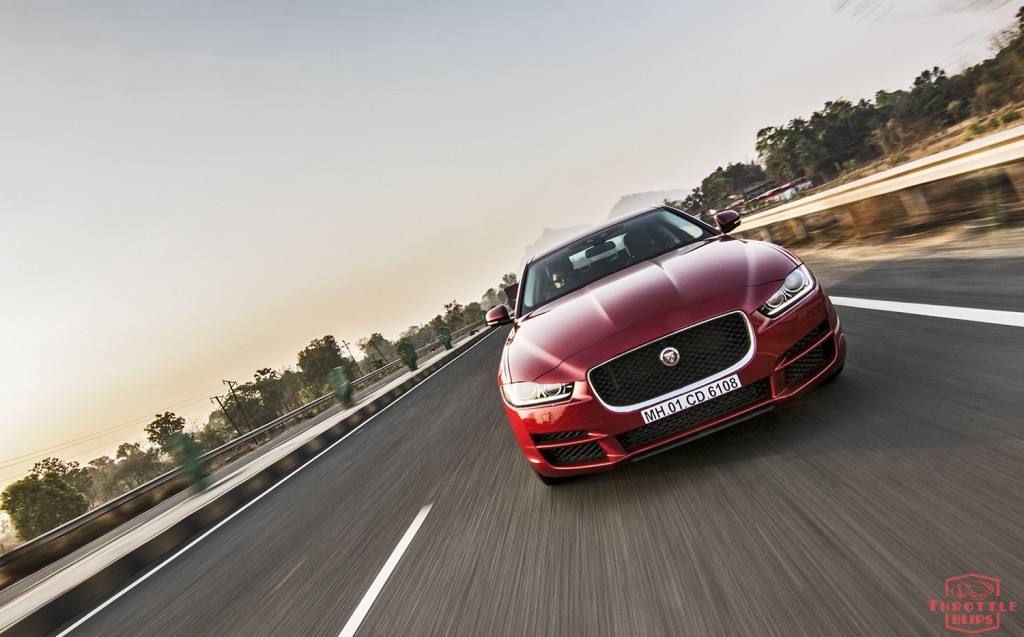 jaguar_xe_09