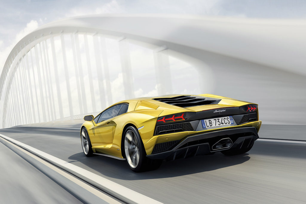 lamborghini_aventador_s_08