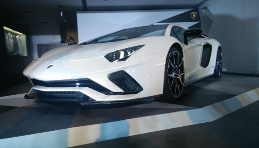 Lamborghini Aventador S launched at Rs. 5.01 crore