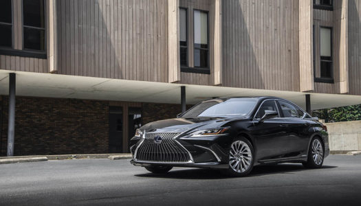 All new seventh generation Lexus ES300h launched in India at Rs. 59.13 lakh