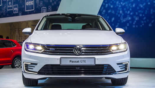 Auto Expo 2016: Volkswagen Passat GTE showcased